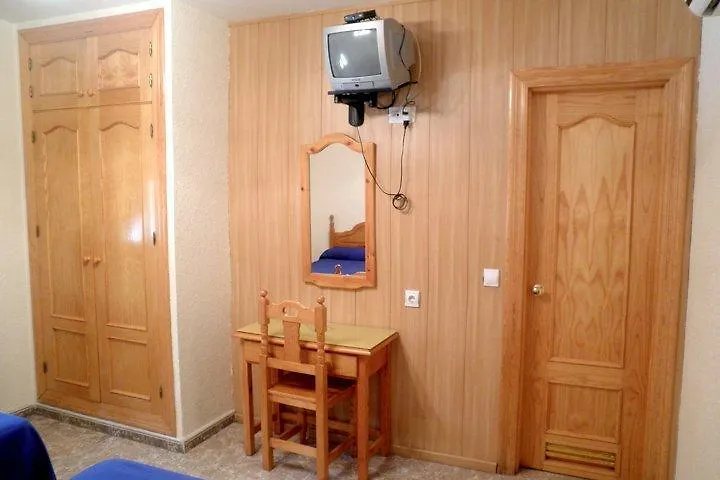 Hostal Delfin Verde Almeria Guest house