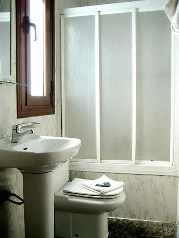 Hostal Delfin Verde Almeria