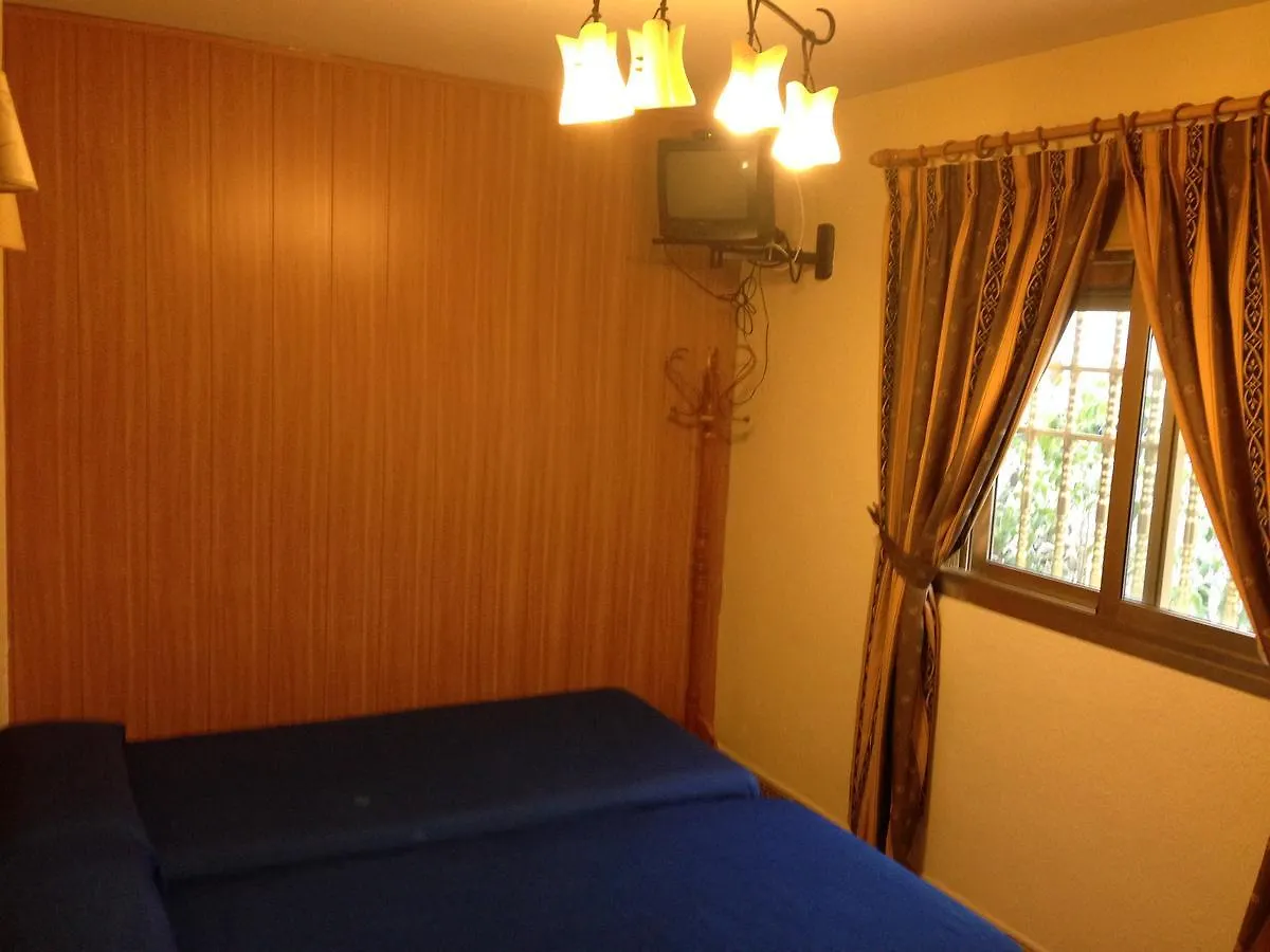 Hostal Delfin Verde Almeria 2*,