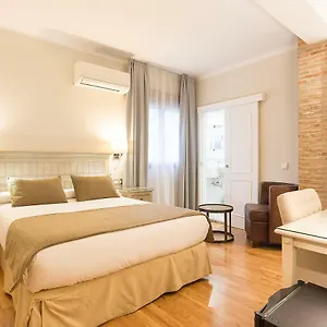 Bypillow California 2*, Malaga Spain